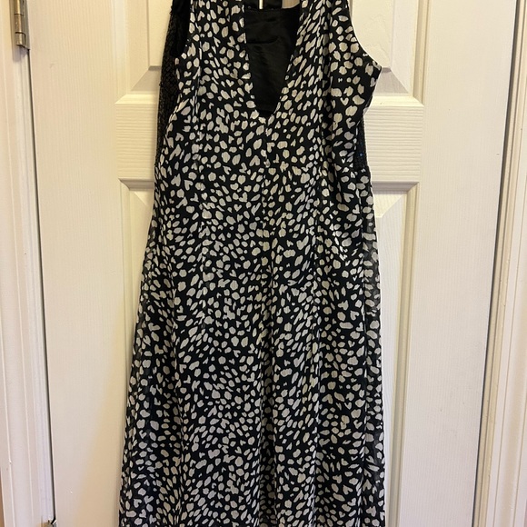 Coco & Tashi Cocktail or Wedding Guest Dress Size Small. - Picture 4 of 5